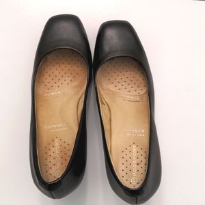Rockport black leather woman's heels, size 5.5, >half off, good condition